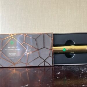 Kristals Emerald Non-Surgical Eye Applicator